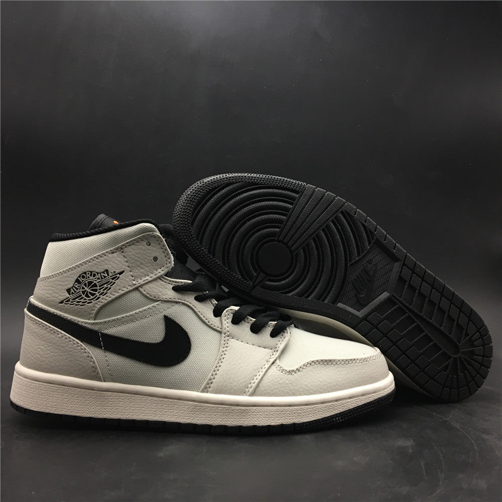 Air Jordan 1 Mid SE Light Bone