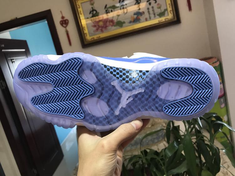 Air Jordan 11 Retro Low University Blue (2017)