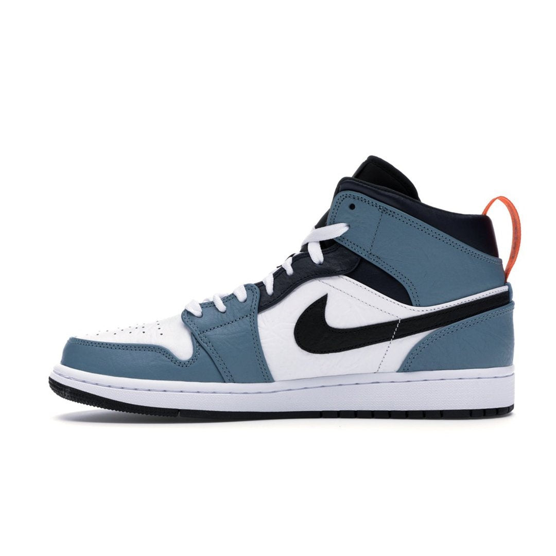 Air Jordan 1 Mid Fearless Facetasm