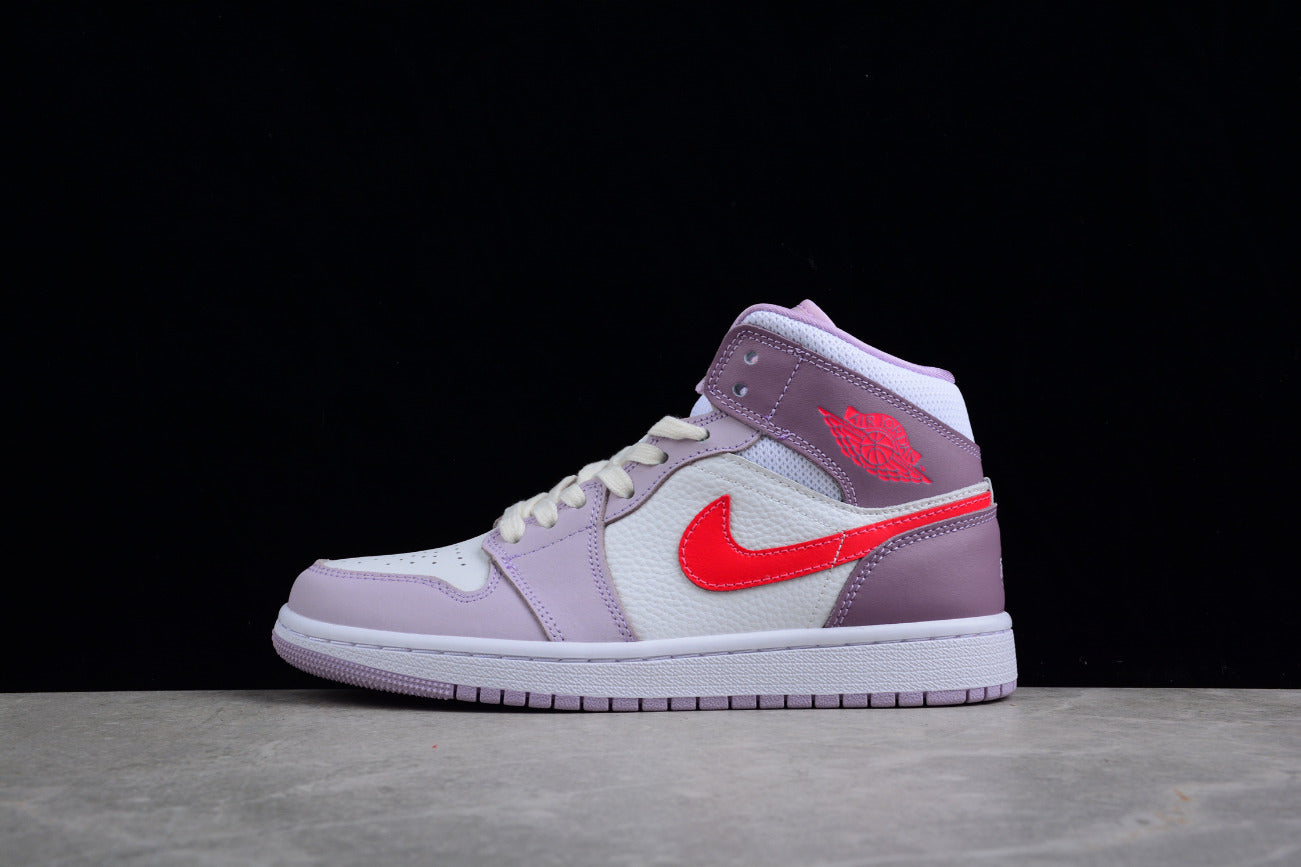 Air Jordan 1 Mid “Valentine Day”