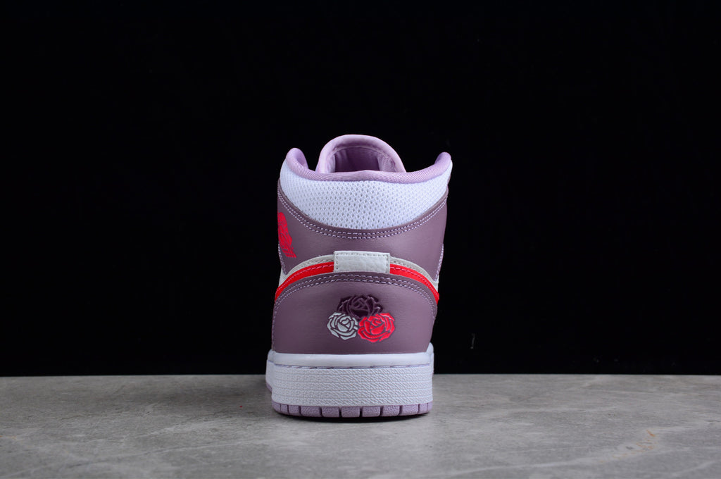 Air Jordan 1 Mid “Valentine Day”