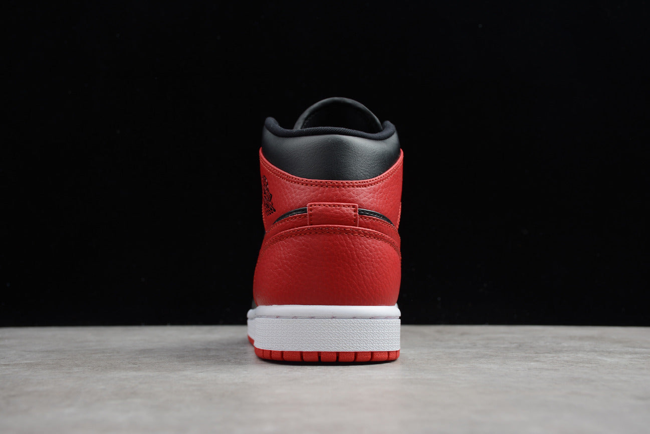 Air Jordan 1 Mid 'Banner'