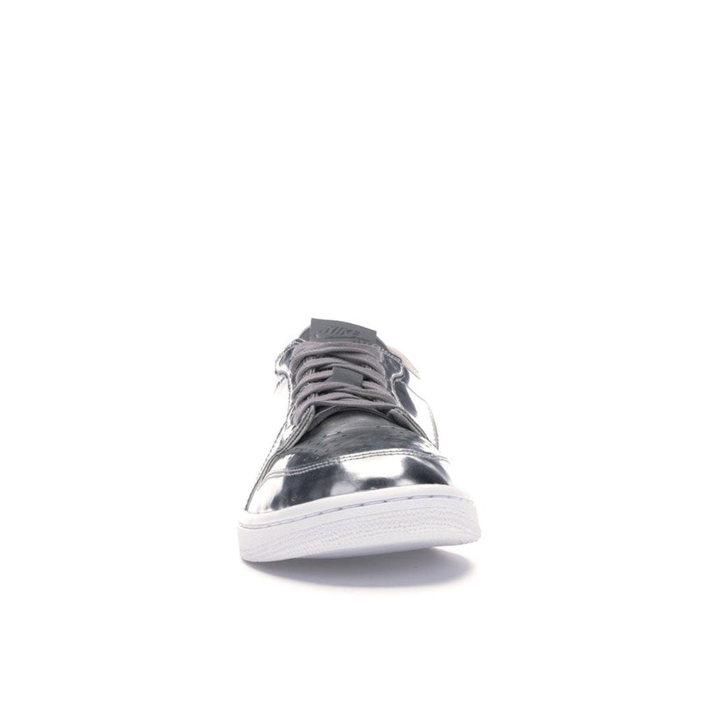 Air Jordan 1 Retro Low Pinnacle Metallic Silver