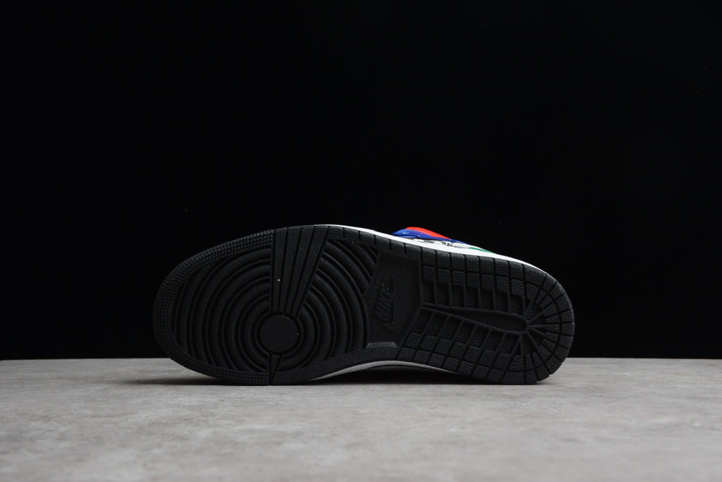 Air Jordan 1 Mid “Multi Patent”