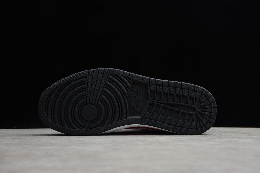 Air Jordan 1 Mid “Game time”