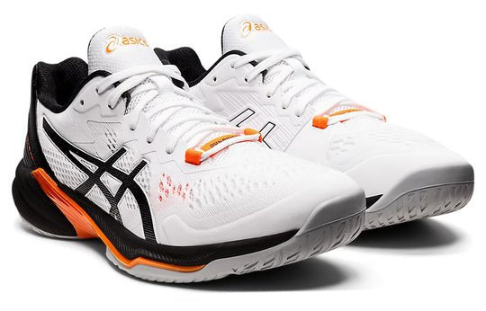 Asics Sky Elite FF 2 Low-Top White Black 1051A064-102