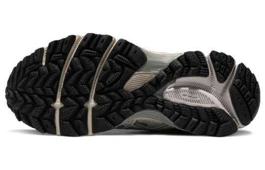 Asics Gel Kahana 8 Silver Dark Grey 1012A978 028