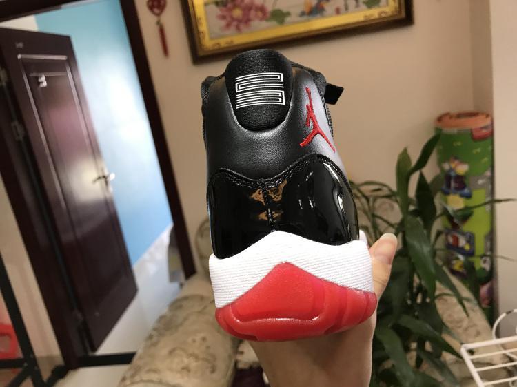 Air Jordan 11 Retro Playoffs (2012)