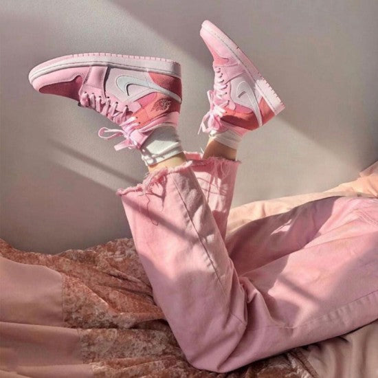 Air Jordan 1 Mid “Digital Pink”