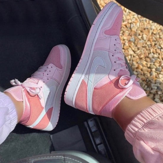 Air Jordan 1 Mid “Digital Pink”
