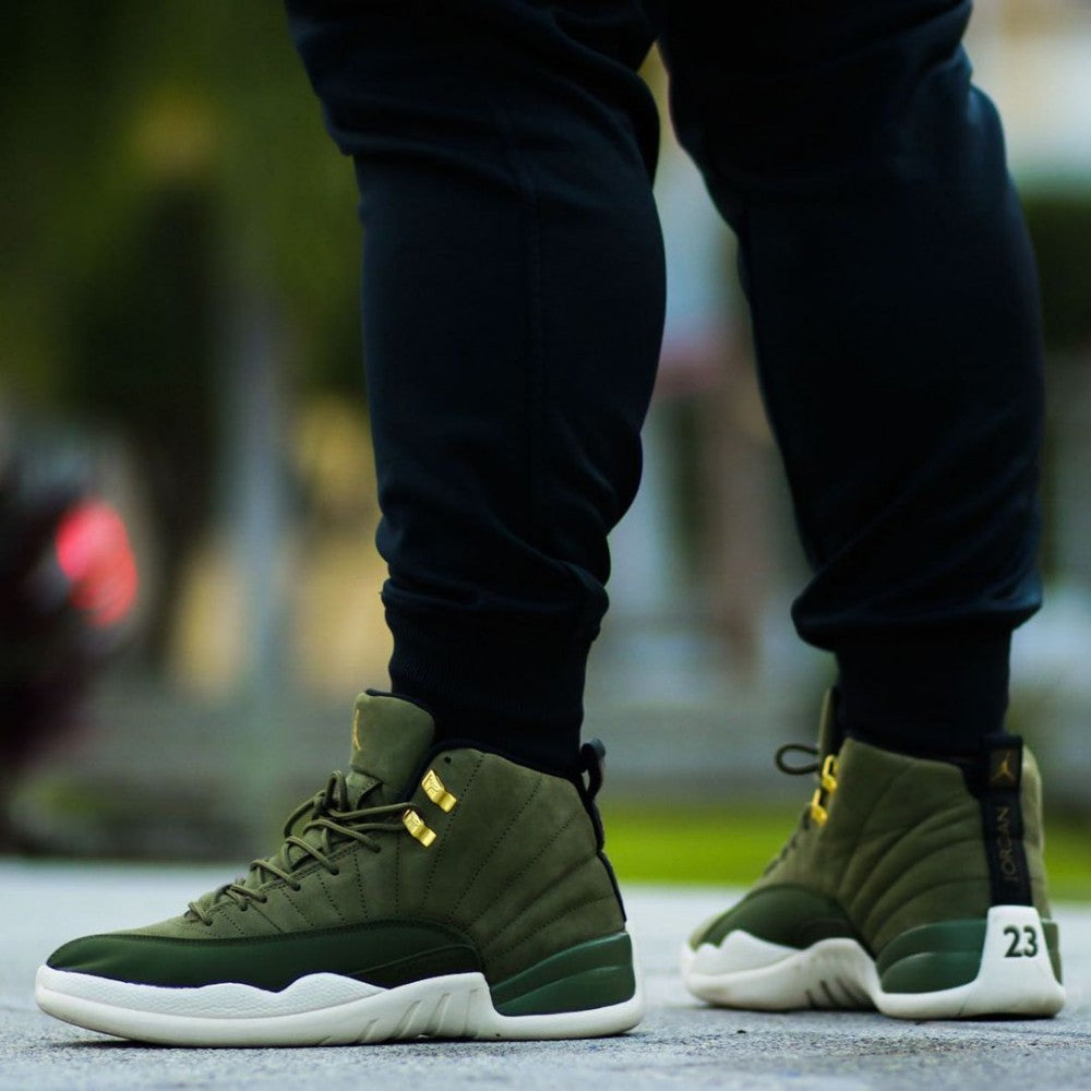 Air Jordan 12 Retro Chris Paul Class of 2003
