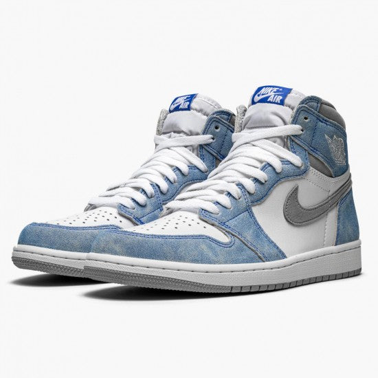 Air Jordan 1 Hyper Royal