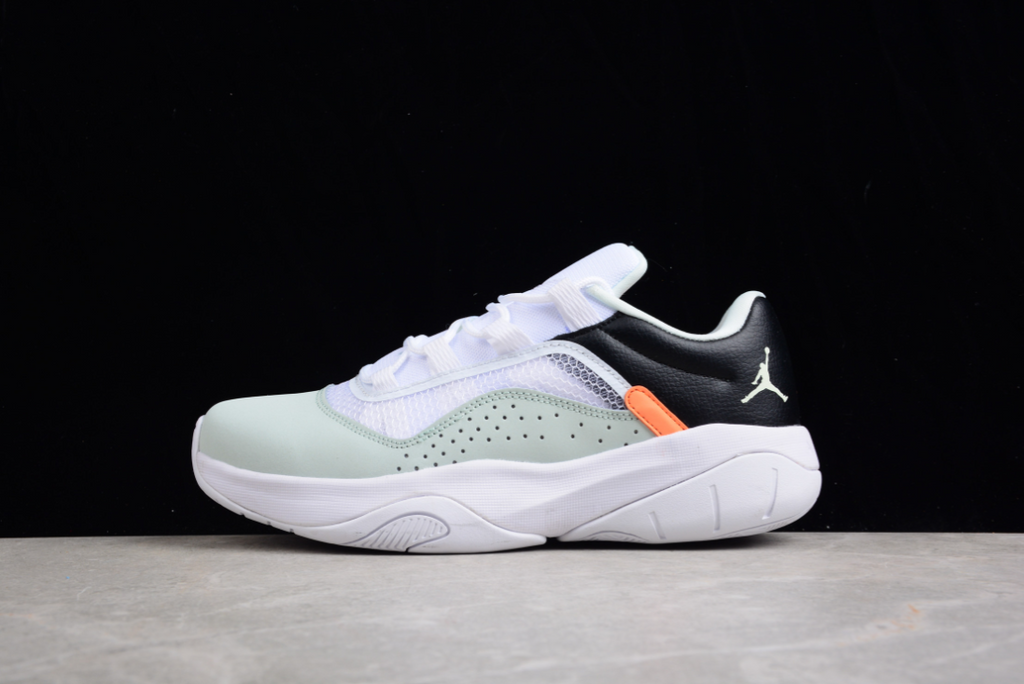 Air Jordan 11 CMFT Low Barely Green