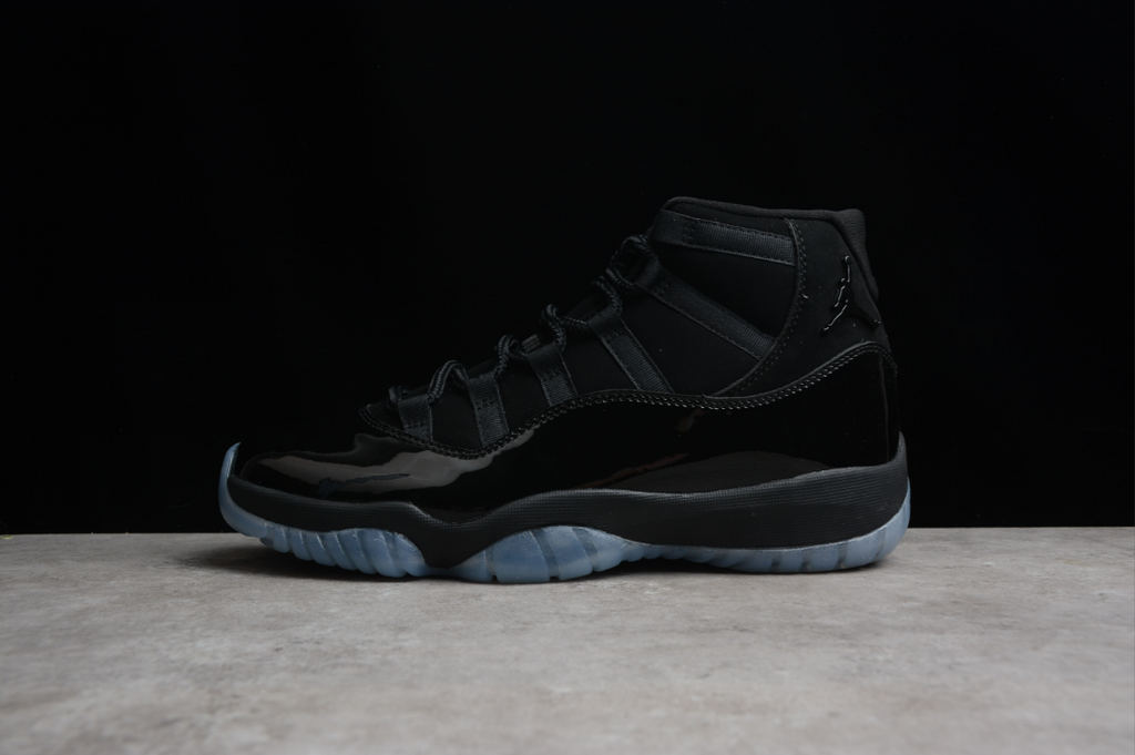 Air Jordan 11 Cap and Gown