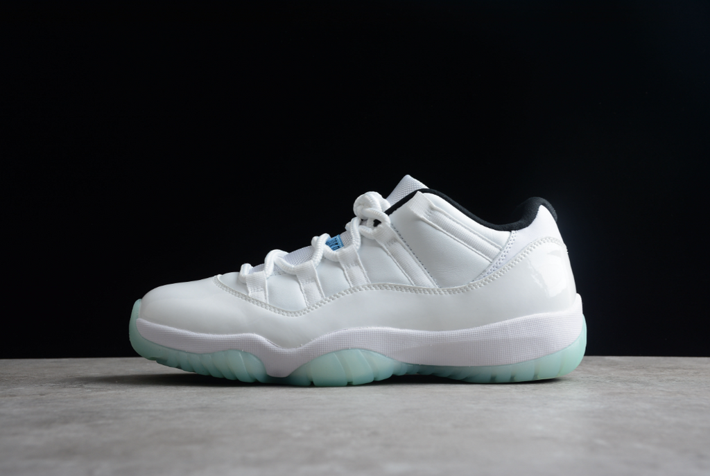 Air Jordan 11 Retro Low Legend White Blue