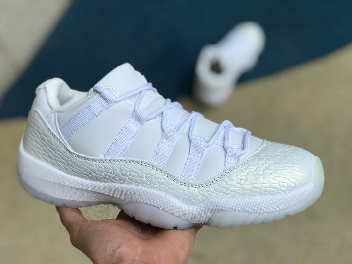 Air Jordan 11 Retro Low Premium