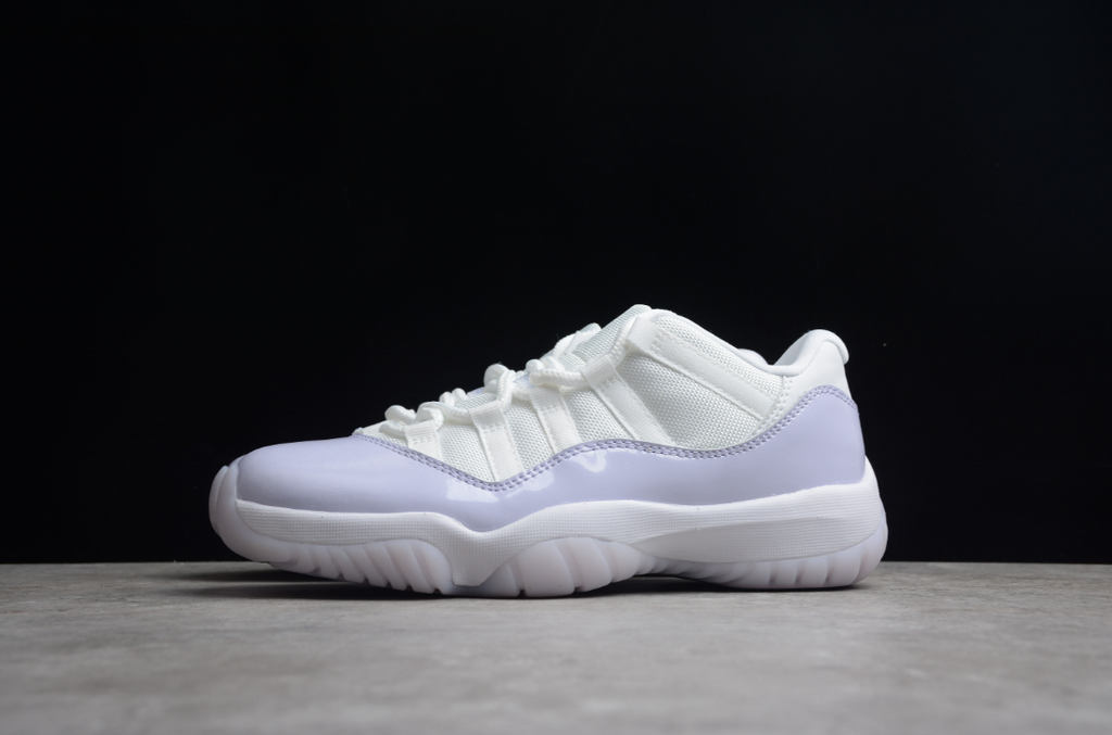 Air Jordan 11 Retro Low Pure Violet