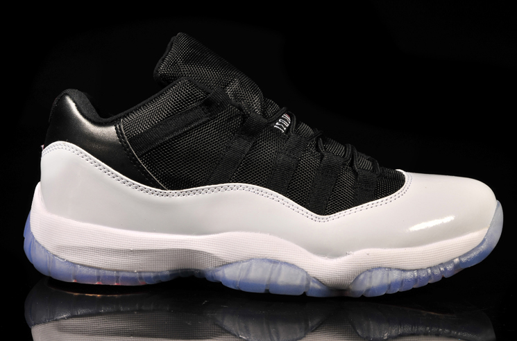 Air Jordan 11 Retro White Black True Red