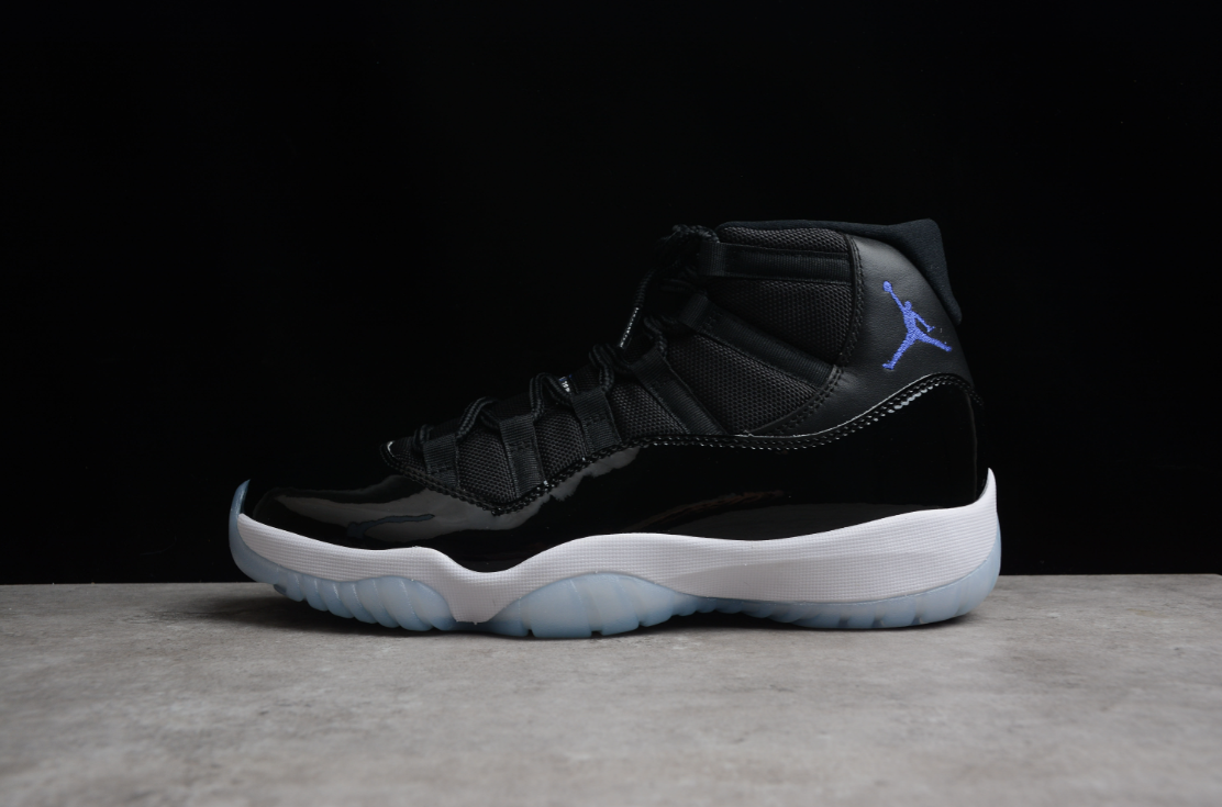 Air Jordan 11 Retro 'Space Jam' 2016