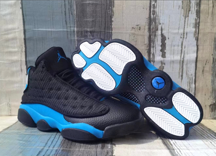 Air Jordan 13 Black Moon Blue
