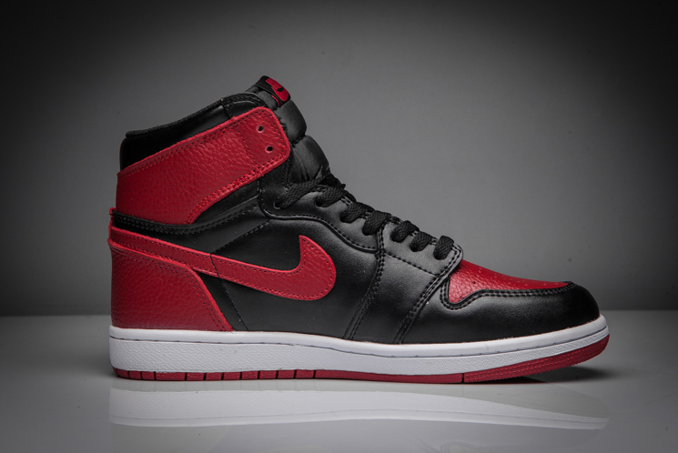 Air Jordan 1 High OG Bred