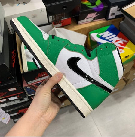Air Jordan 1 High OG WMNS “Lucky Green”