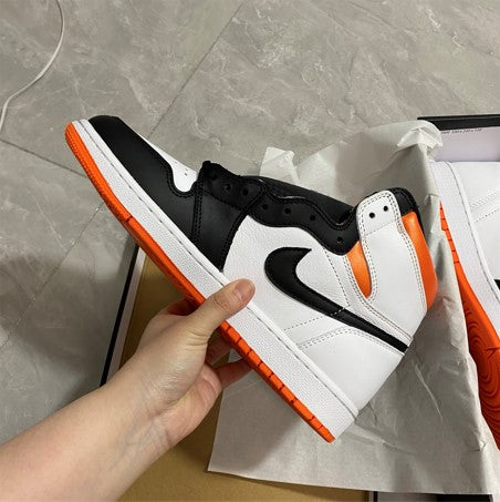 Air Jordan 1 High OG “Electro Orange”