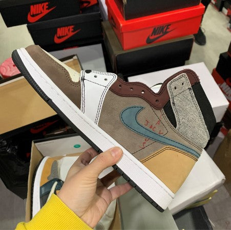 Air Jordan 1 High OG x Travis Scott Brown