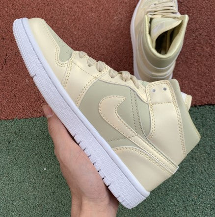 Air Jordan 1 Lemon Yellow Chameleon