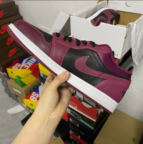 Air Jordan 1 Low Beetroot Gold Pendant
