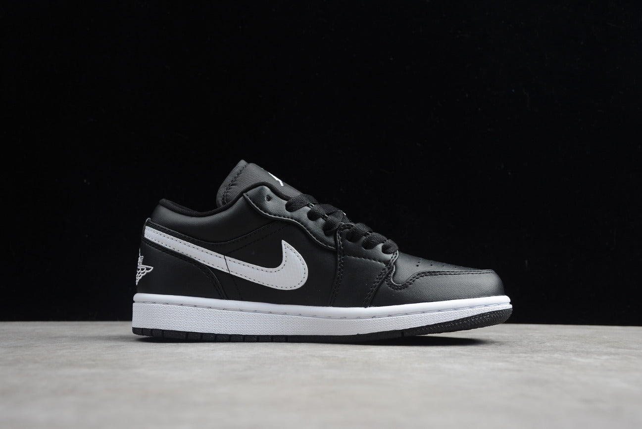 Air Jordan 1 Low Black White