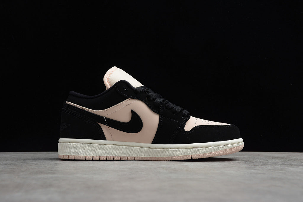 Air Jordan 1 Low Black and White Powder
