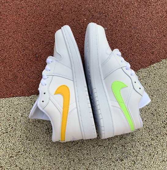 Air Jordan 1 Low GS Four-Color Mandarin Duck