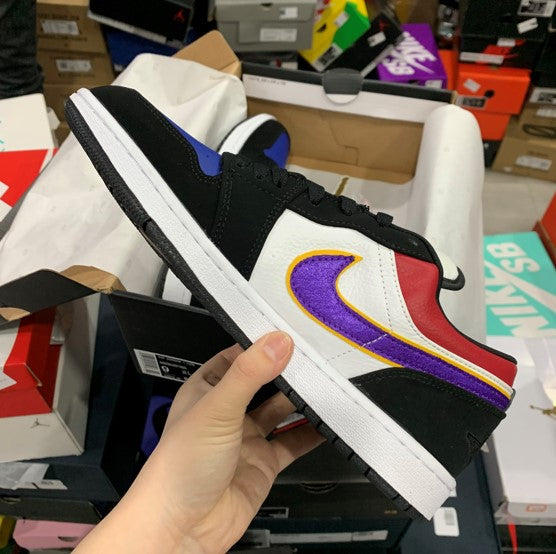 Air Jordan 1 Low Laker's Top 3