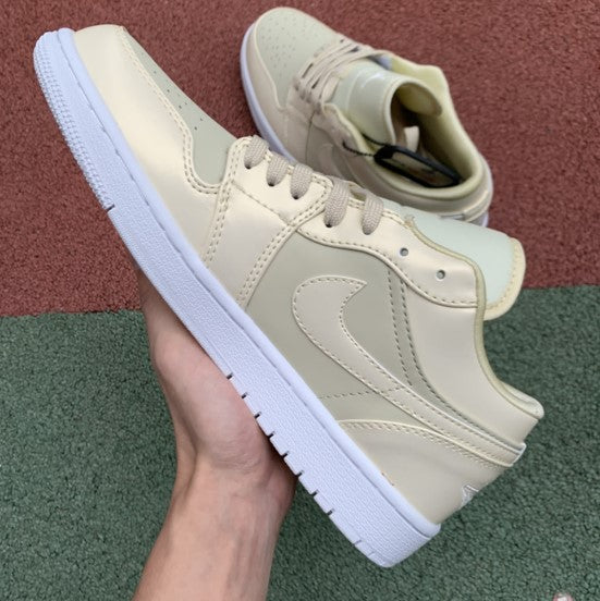 Air Jordan 1 Low Lemon Bright