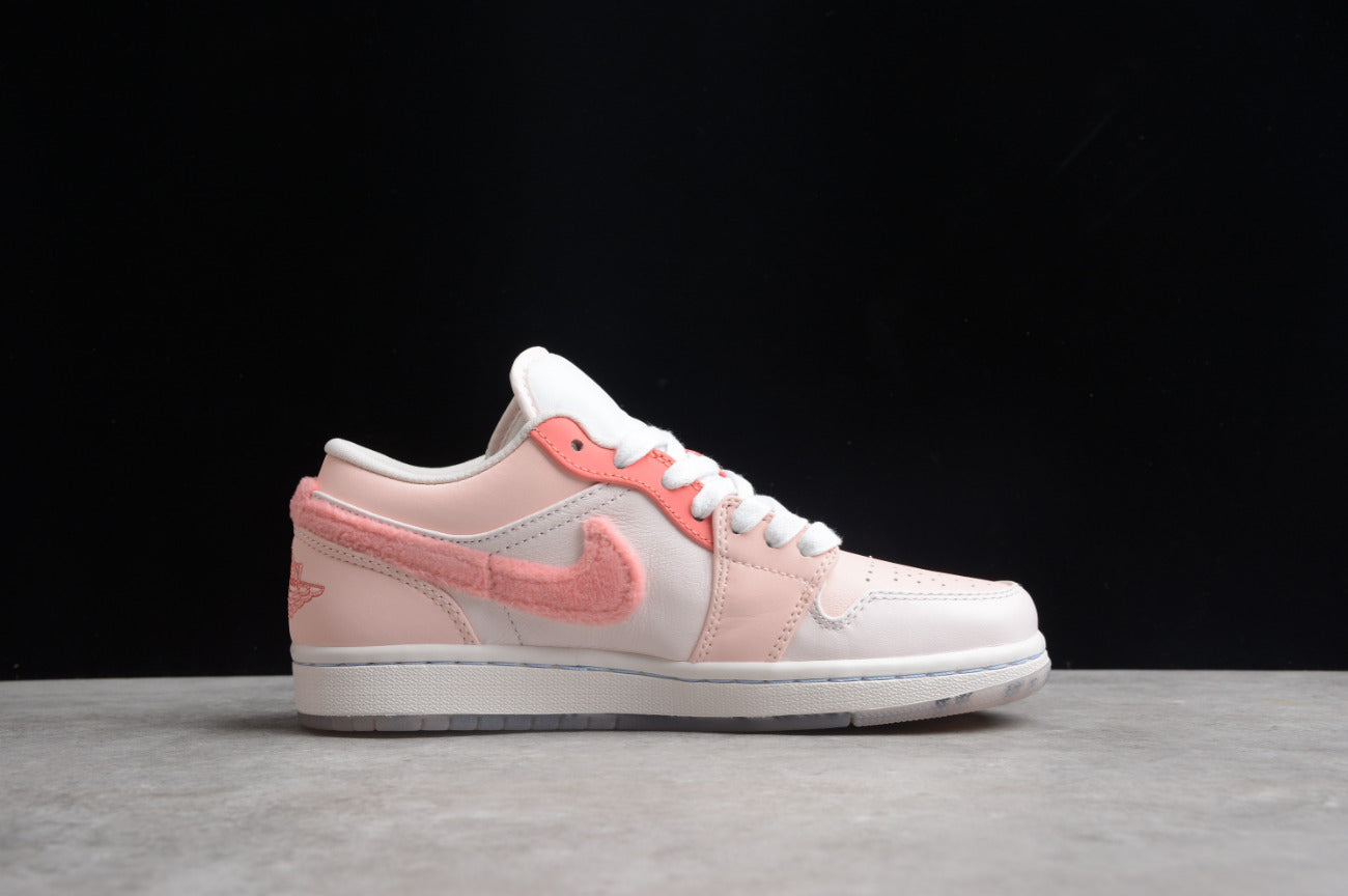 Air Jordan 1 Low Valentine's Day
