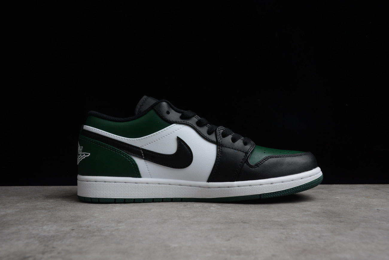 Air Jordan 1 Low “Green Toe”