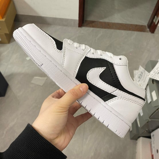 Air Jordan 1 Low “Panda”