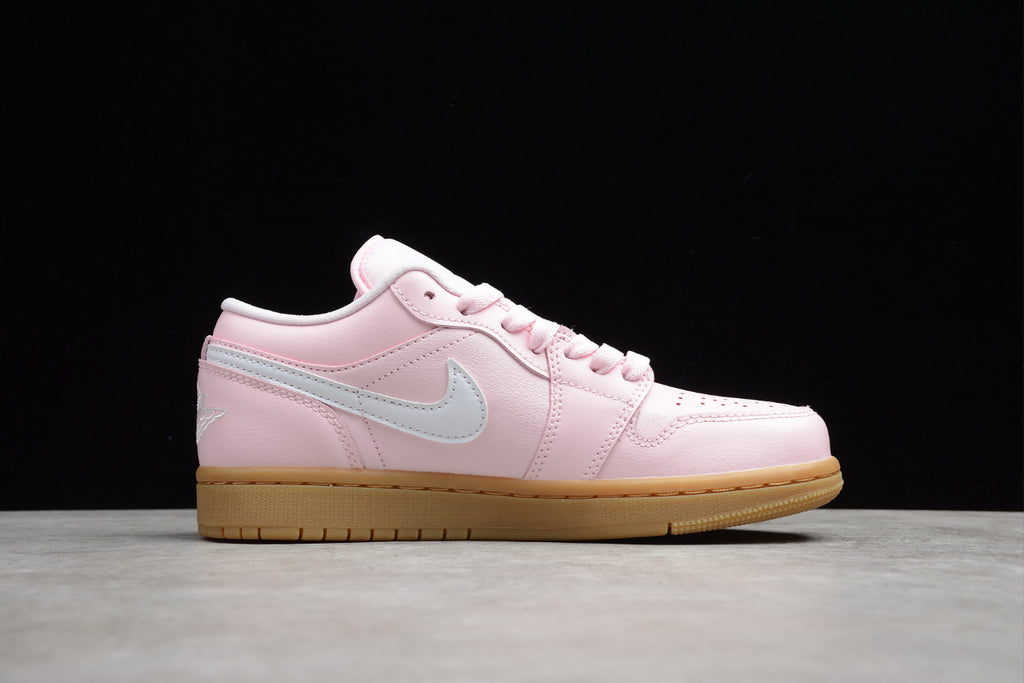 Air Jordan 1 Low “Pink Gum”