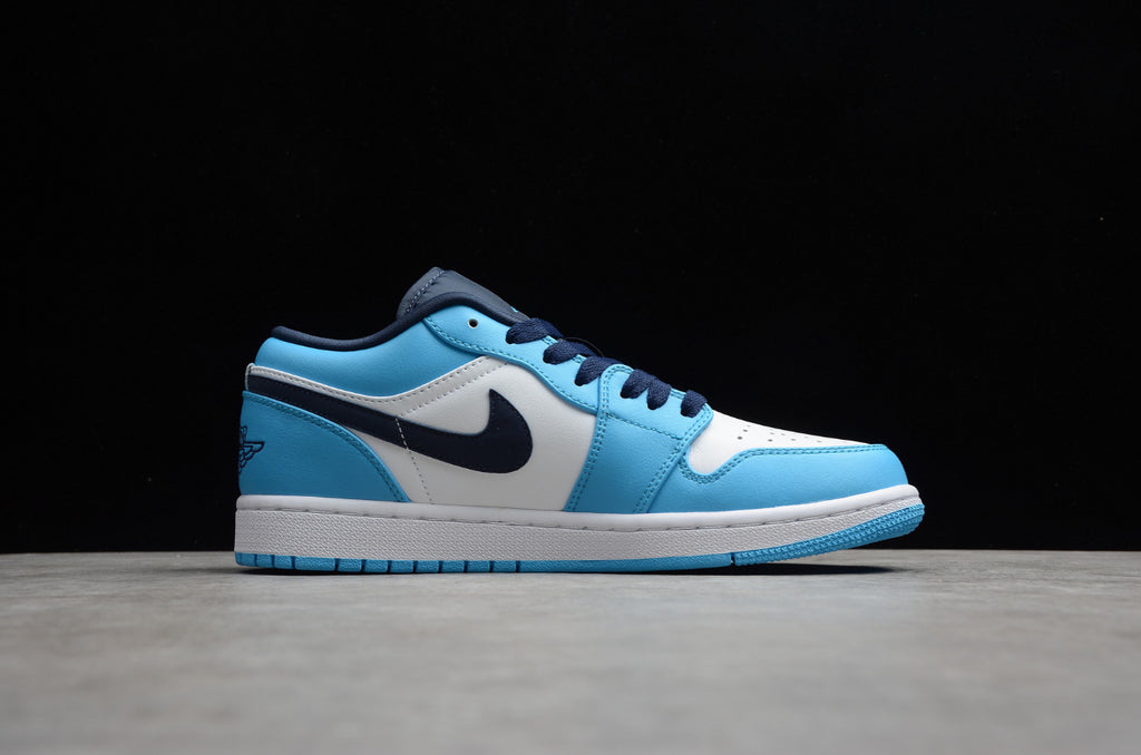 Air Jordan 1 Low “UNC”