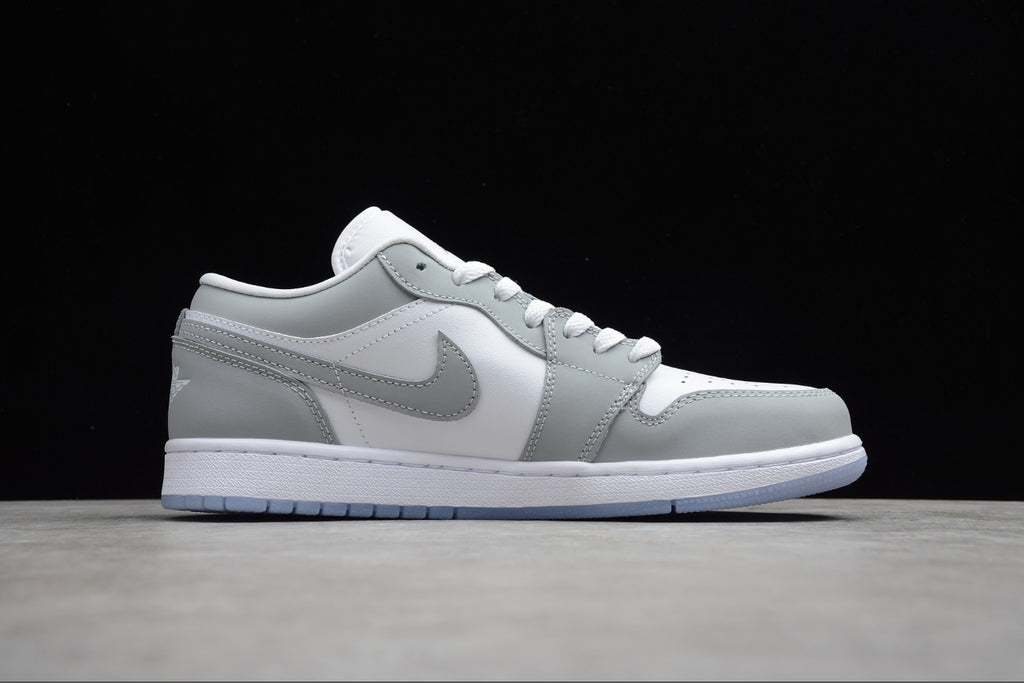 Air Jordan 1 Low “White Wolf Grey”