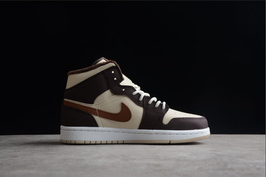 Air Jordan 1 Mid Basalt Brown