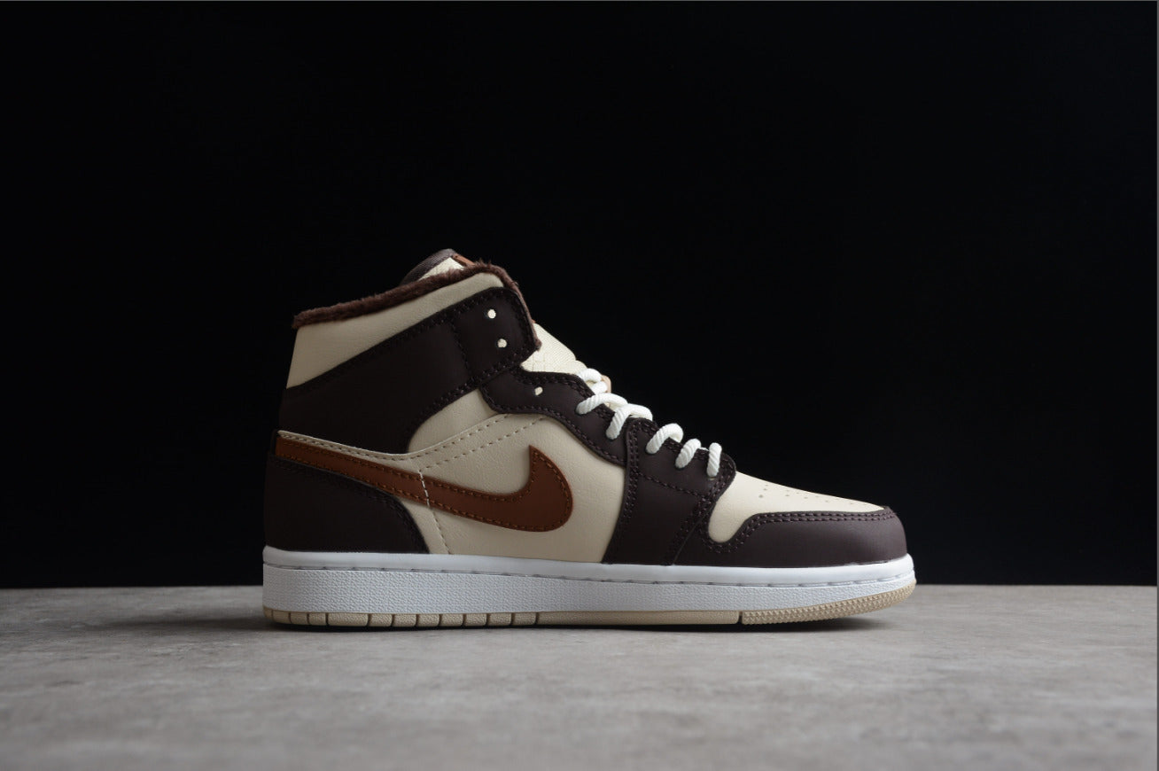 Air Jordan 1 Mid Basalt Brown