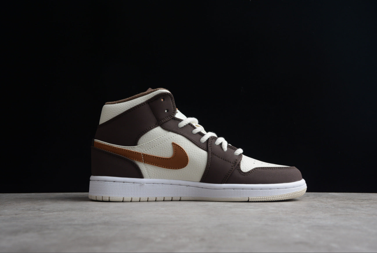 Air Jordan 1 Mid Brown Fleece