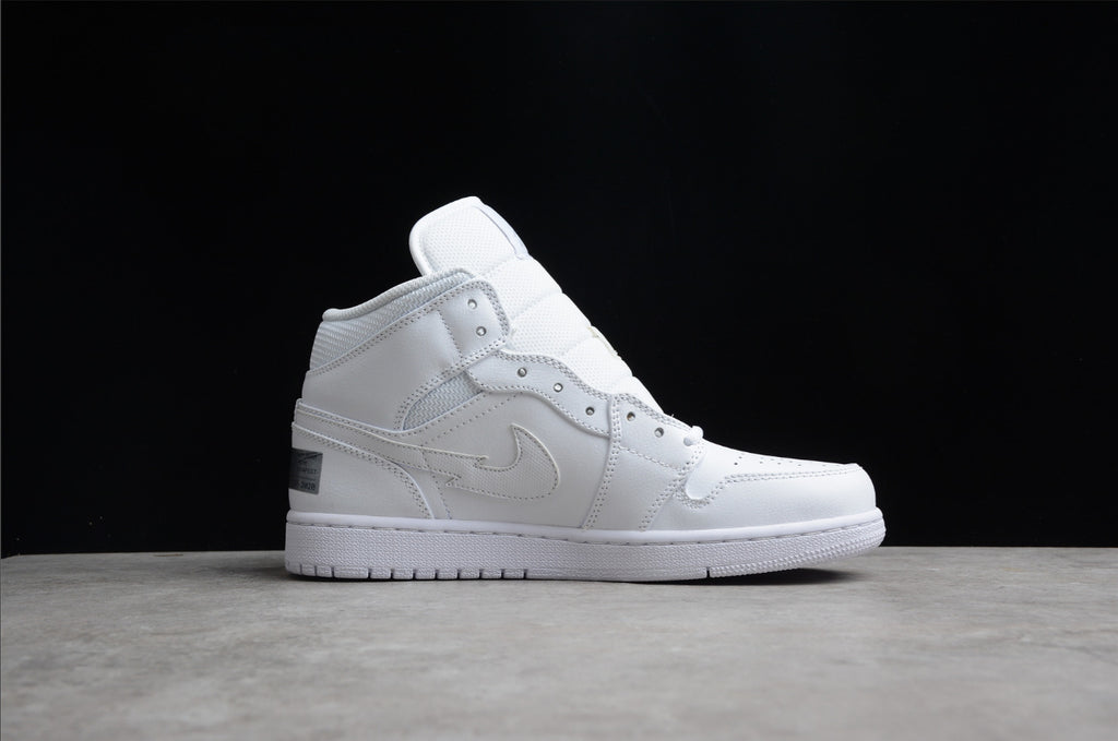 Air Jordan 1 Mid Euro Tour