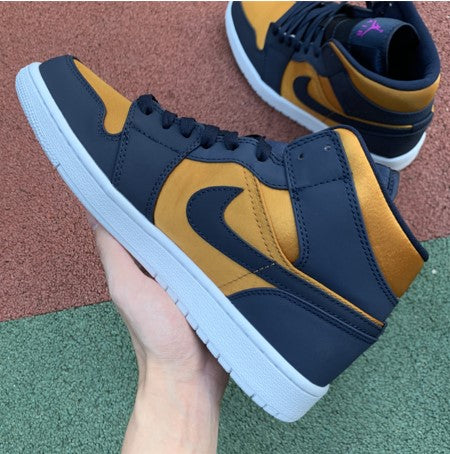 Air Jordan 1 Mid SE Blue Gold Silk Purple