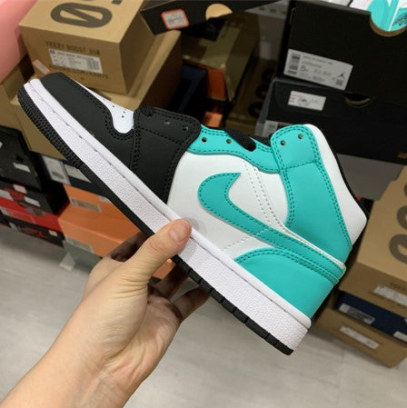 Air Jordan 1 Mid SE Fresh Lake Green