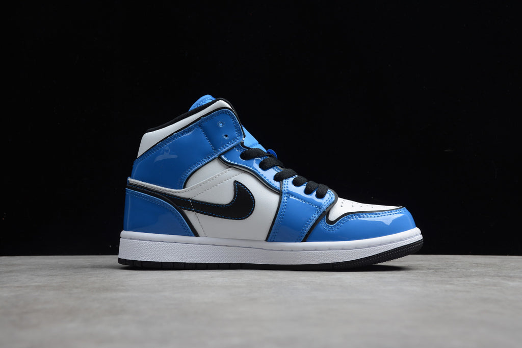 Air Jordan 1 Mid SE 'Signal Blue'