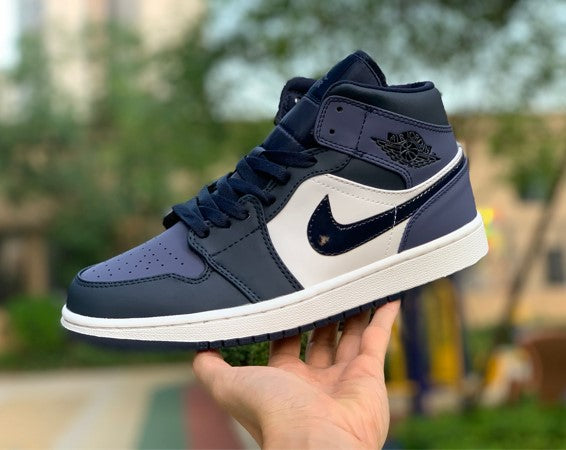 Air Jordan 1 Mid Sanded Purple Toe