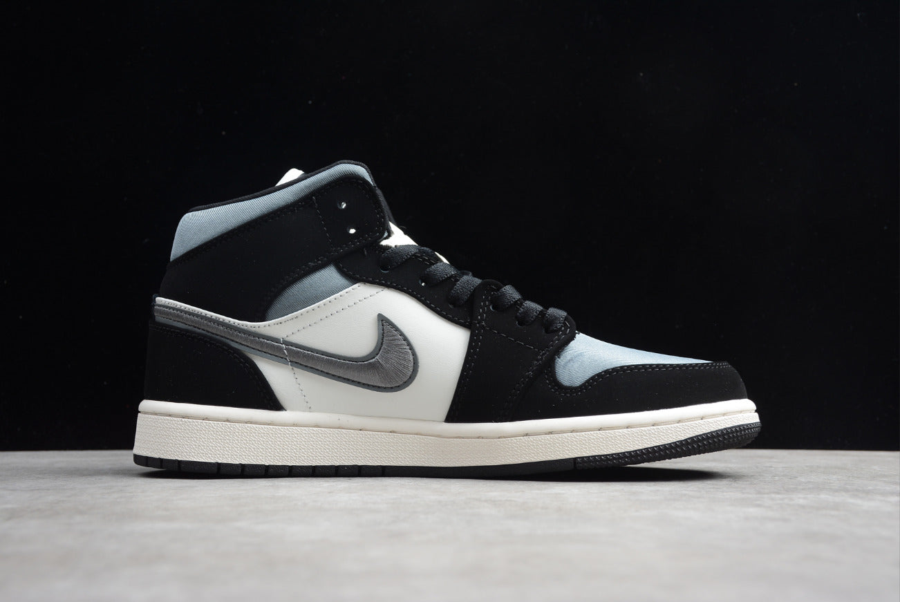 Air Jordan 1 Mid Satin 'Grey Toe'